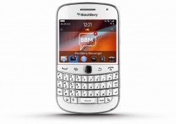 blackberry_bold_9900_blancbd_0