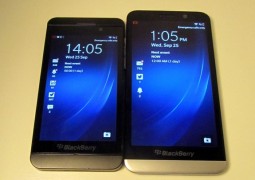 BlackBerryZ10-and-BlackBerryZ30-575x469